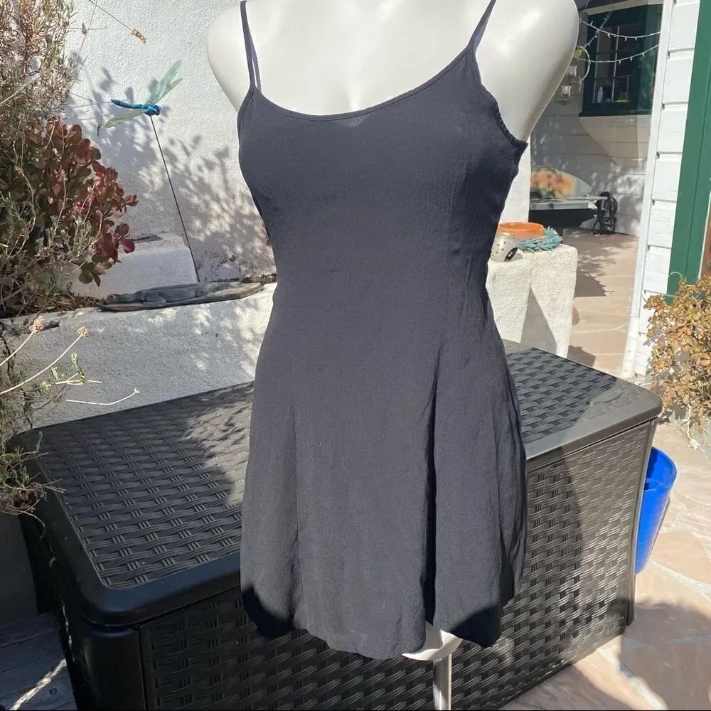 Forever 21 black mini spaghetti strap dress size small